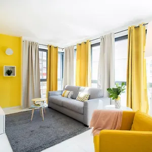 Skytower Apartment